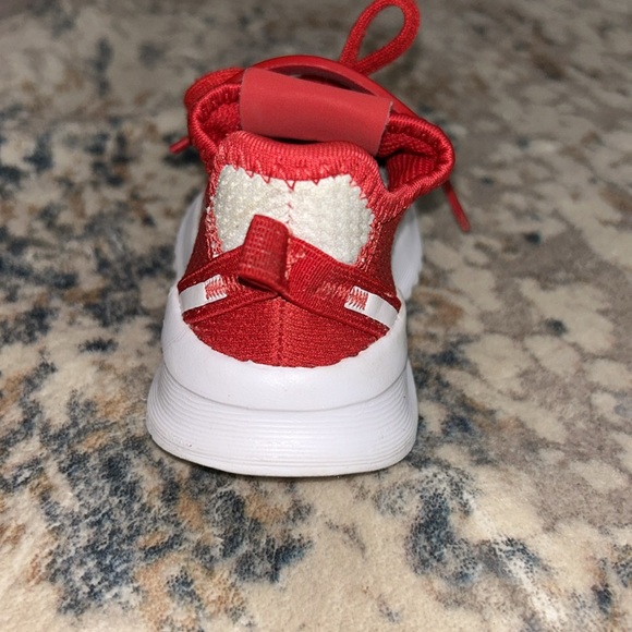 Red adidas shoes for babies/toddlers - Picture 8 of 10